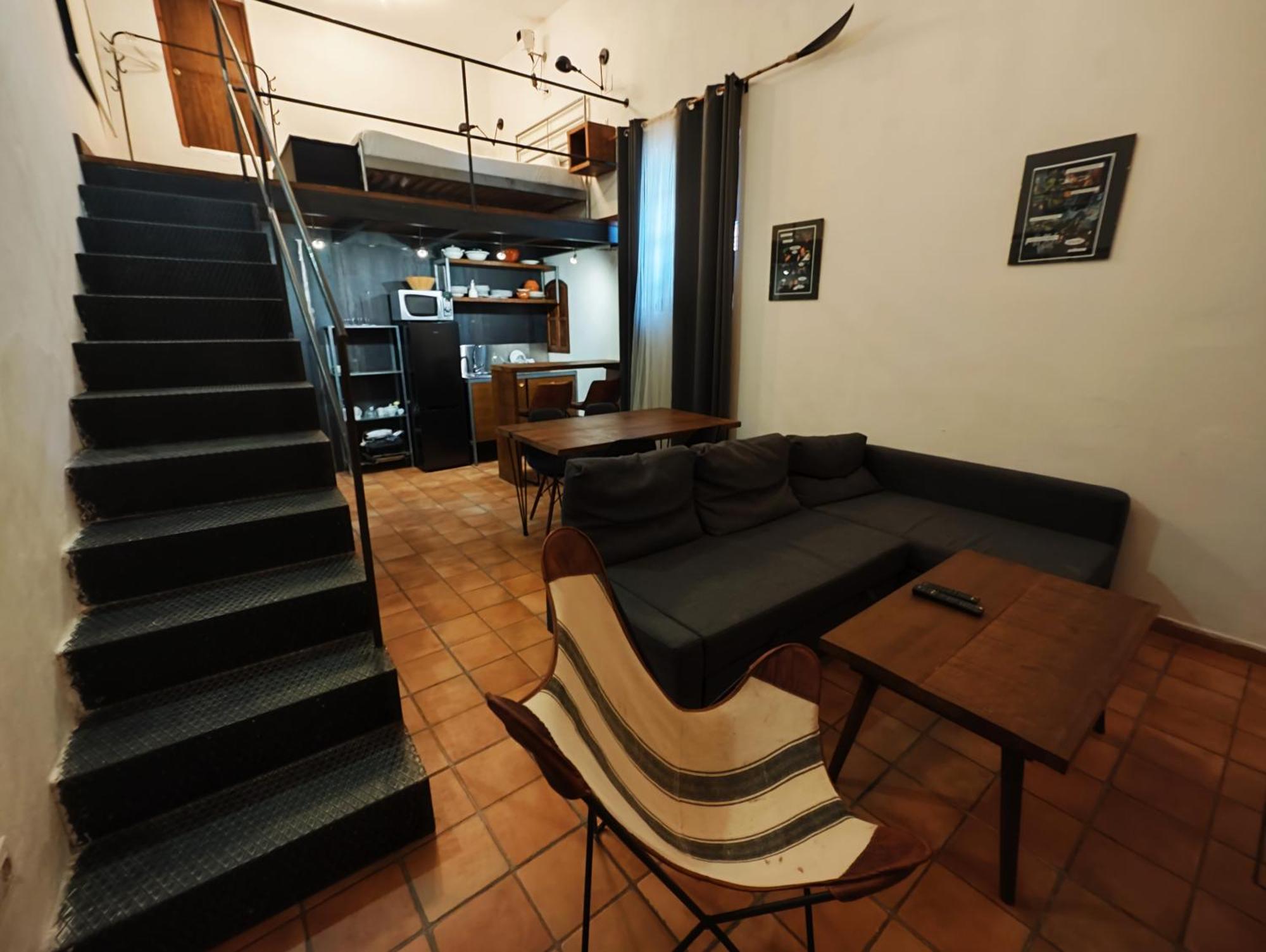 Hostal Cafe Frenteabastos Carmona  Esterno foto