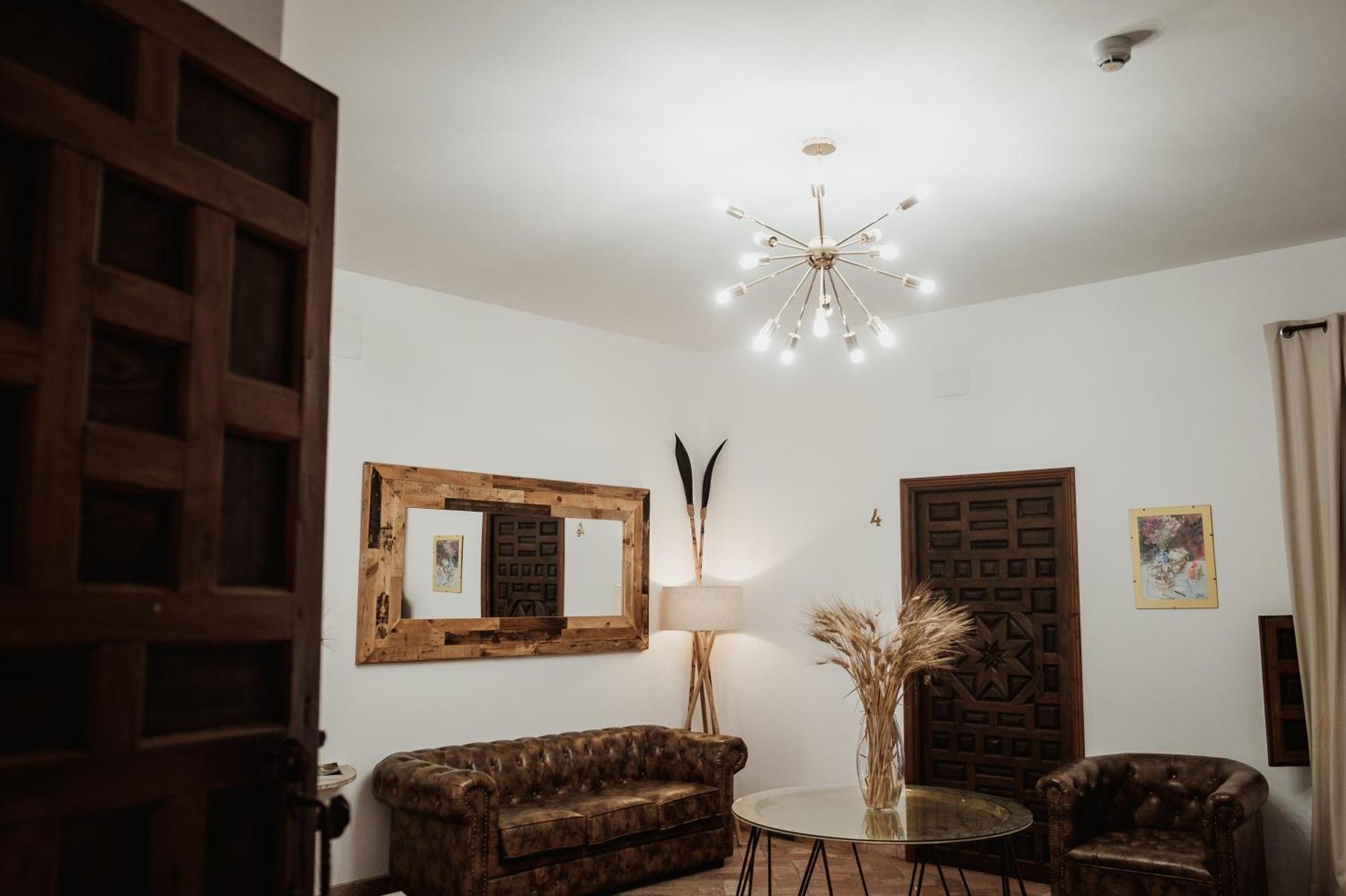 Hostal Cafe Frenteabastos Carmona  Esterno foto