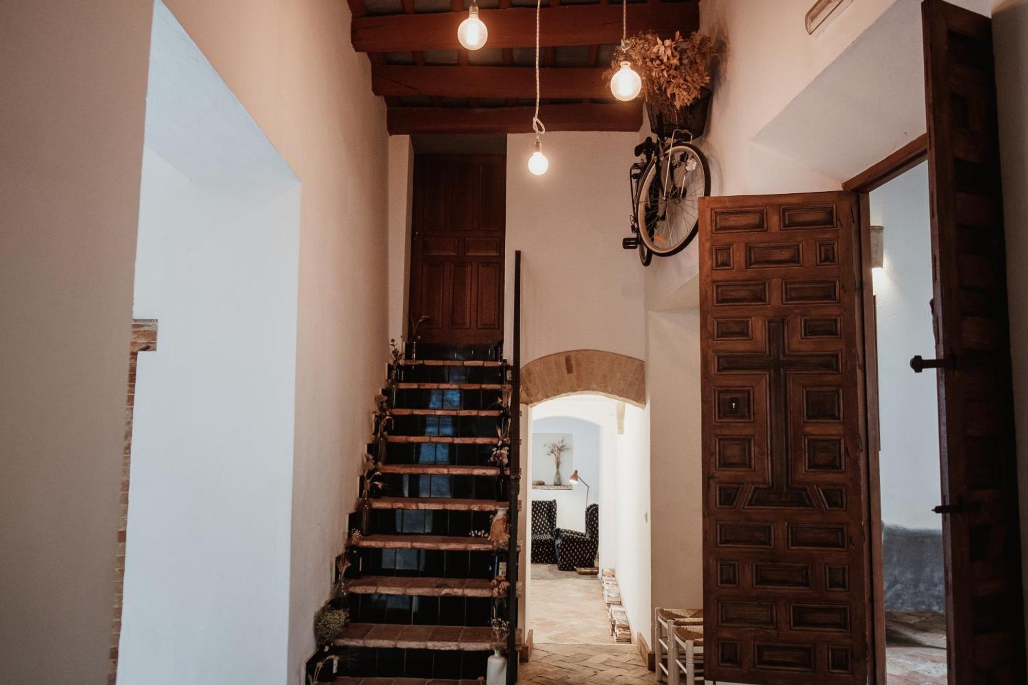 Hostal Cafe Frenteabastos Carmona  Esterno foto