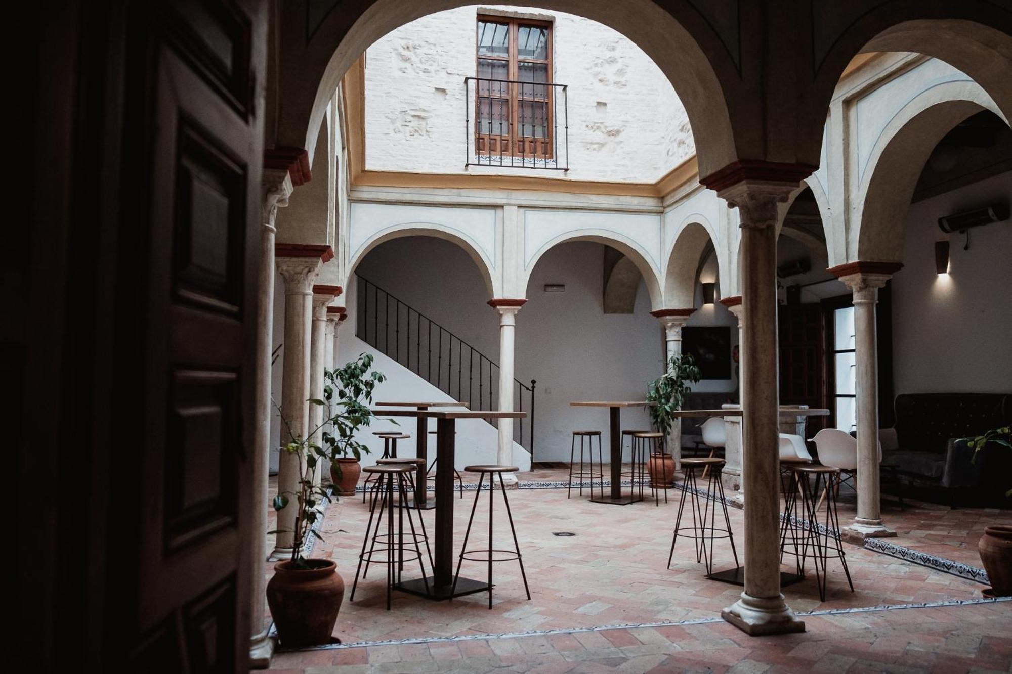 Hostal Cafe Frenteabastos Carmona  Esterno foto