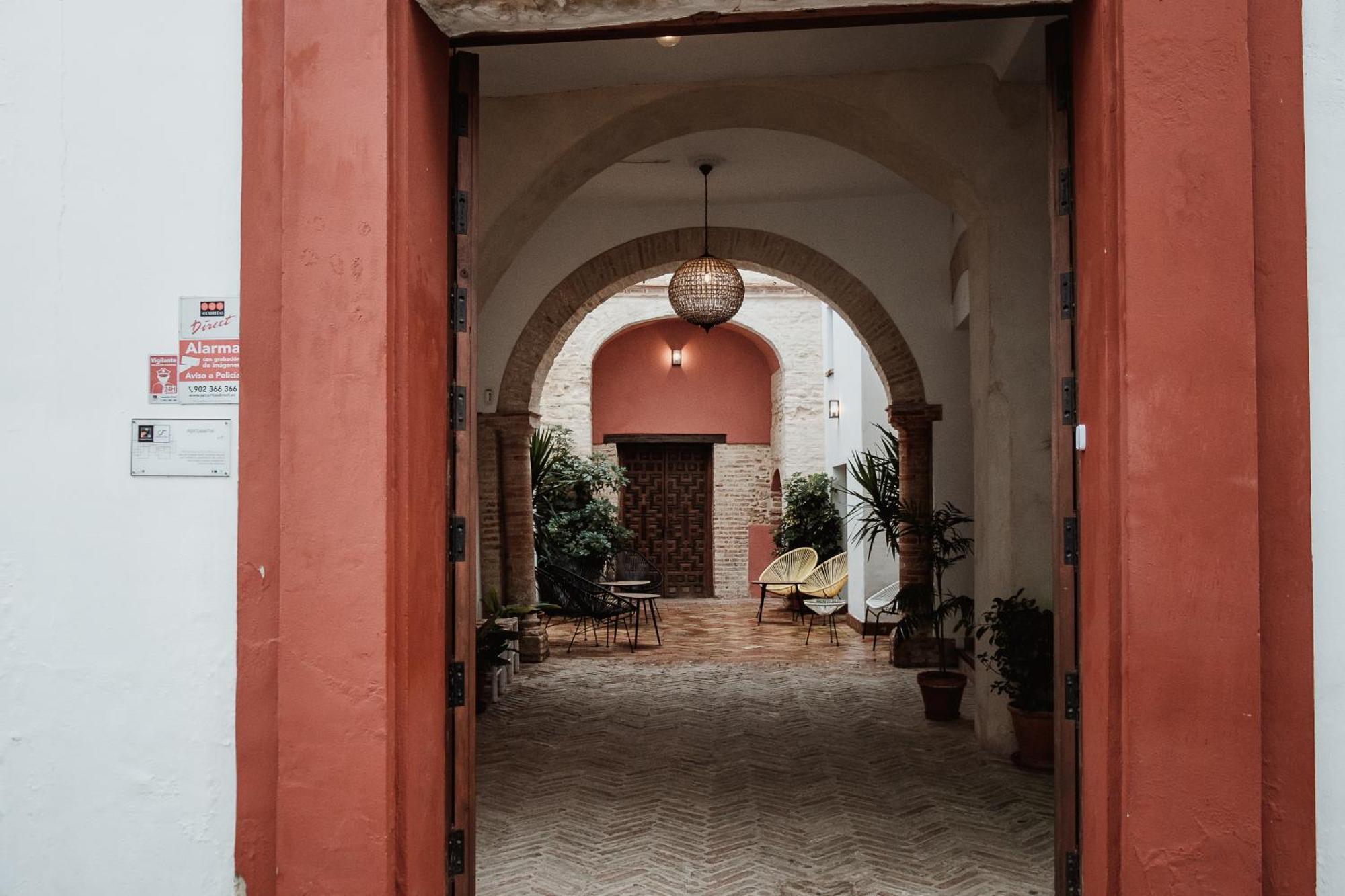Hostal Cafe Frenteabastos Carmona  Esterno foto