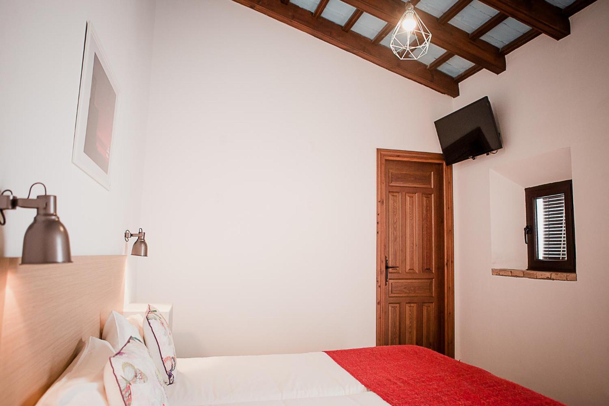 Hostal Cafe Frenteabastos Carmona  Esterno foto